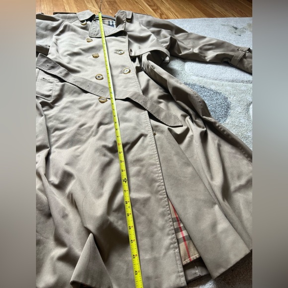 Burberry authentic classic check plaid coat USA 8 medium - Picture 5 of 15